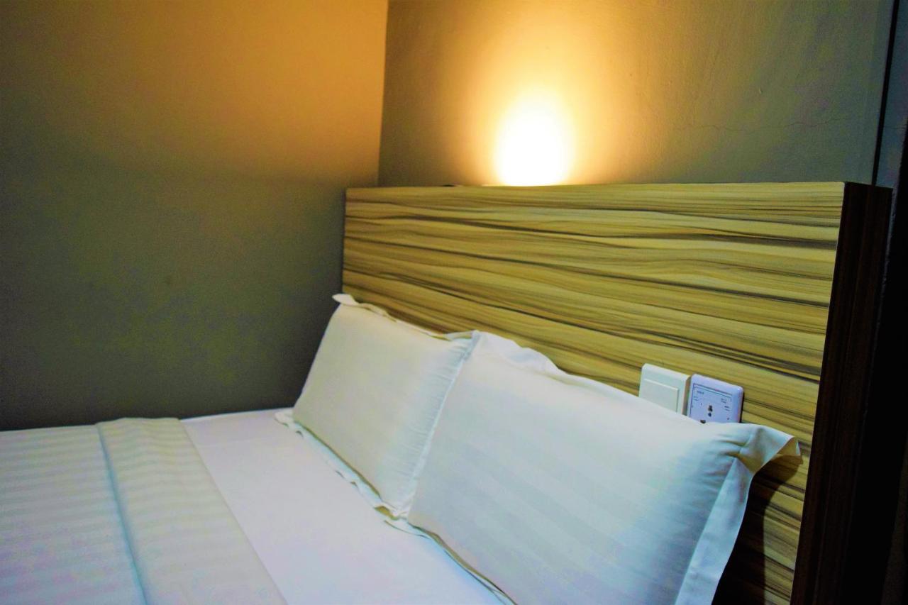 Dj Citi Inn Hotel Kuala Terengganu Exterior foto